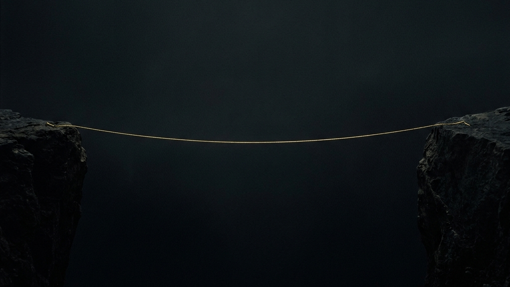 千年の歴史を繋ぐ一本の金糸が漆黒の闇の中を駆け抜ける、Kakeraの核となる思想を表現した一枚