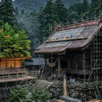 太宰府天満宮本殿の124年ぶりとなる大改修と仮殿の全景